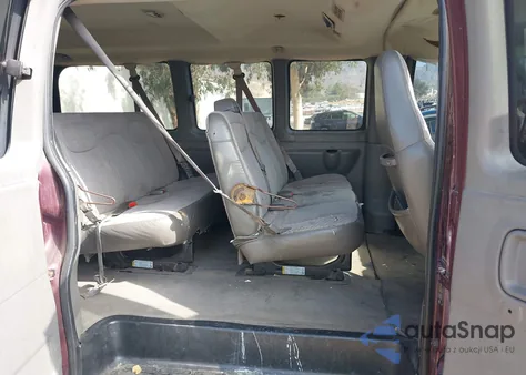 2005 Chevrolet Express из США, поврежденный, VIN 1GNFG15T051145577